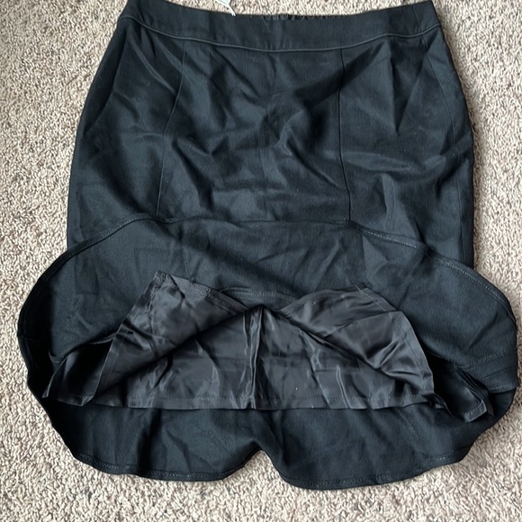 Boden black skirt size 6 - Picture 3 of 6